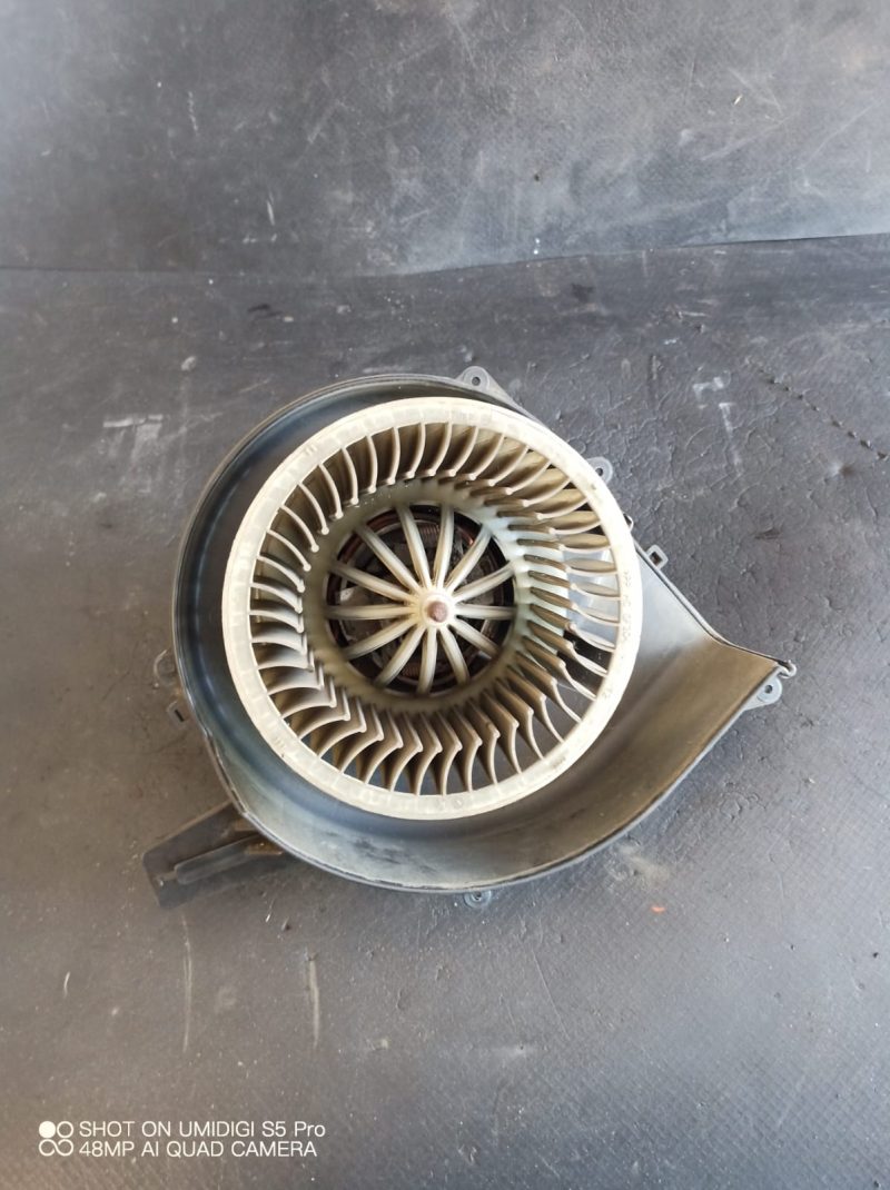 Ventilator habitaclu , SKODA FABIA 2 , 2009 COD - 6Q1820015 G - imagine 3