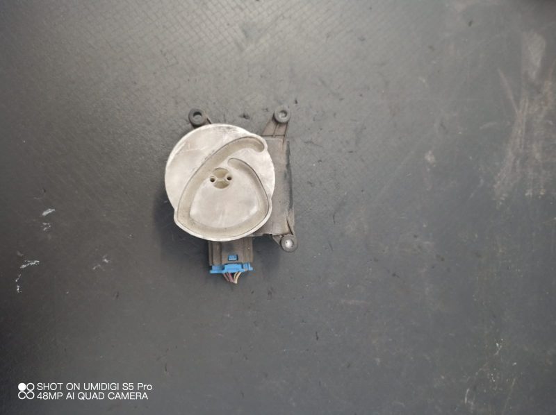 Actuator Electronic , Audi A4 B6 (8E) 2000 -2004 COD -8E1820511C - imagine 2