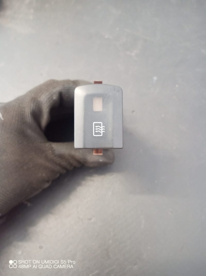 Buton dezaburire luneta ,  Audi A3 (8L) Coupe , 2003 ,1.9 TDI COD - 8L0941503B