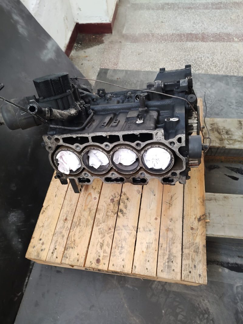Bloc motor ambielat cu vibrochen  ,  Volvo V50  , Ford Focus, Fiesta,  Citroen , Peugeot 1.6 hdi diesel COD G8DB - imagine 2