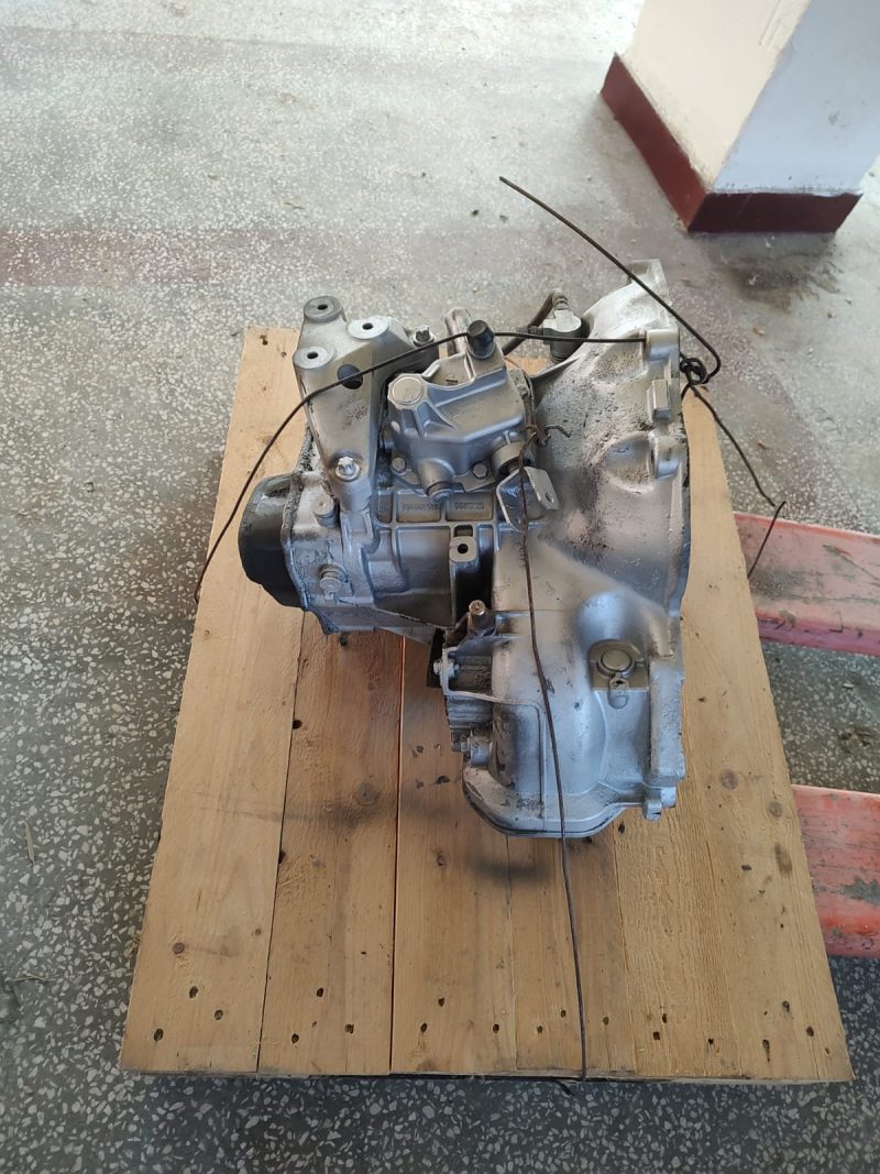 Cutie viteze 5 trepte , Opel Astra G, 1.6 benz Z16XE COD -90400209 0081226 GM 90400206 - imagine 2