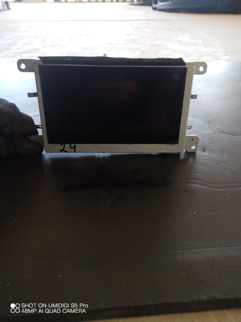 Display navigatie ,  Audi A4 B8 , 2011 COD -8T0919604 - imagine 3