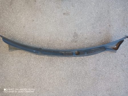 Grila stergatoare fata , Vw Polo , 9N , 2007  COD - 6Q1819415B