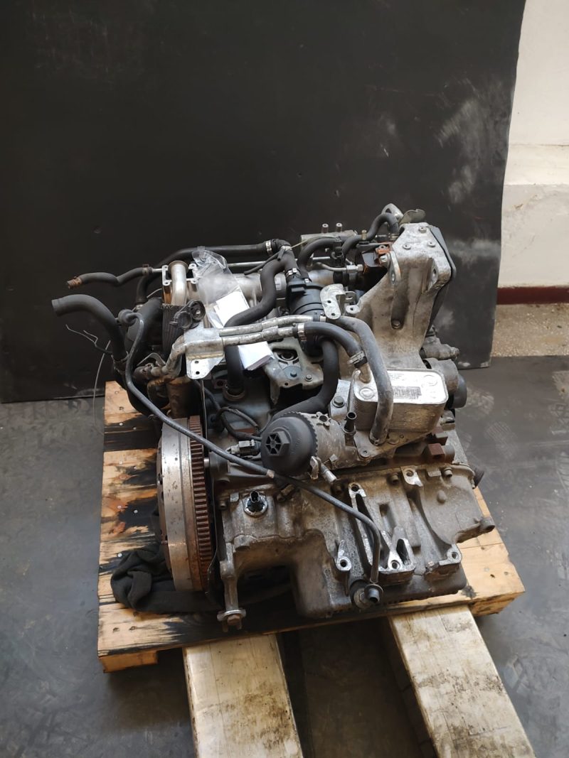 Motor, Opel Zafira B, 1.9 cdti, cod motor Z19DT cu injectoare pompa de injectie ambreiaj