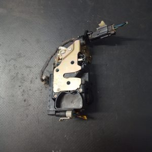 Broască ,mecanism inchidere , încuietoare ușă dreapta spate , SsangYong Rexton COD-8273008100 - imagine 2