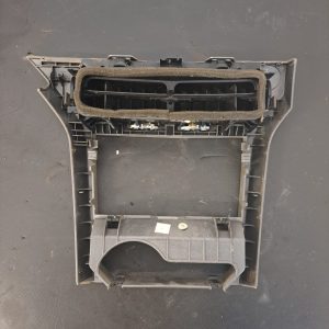 Rama consola centrala grile ventilatie bord butoane , Opel Astra H , 2004 - 2007 COD - a 04 330188061 24465731 331985437 03758035 - imagine 2
