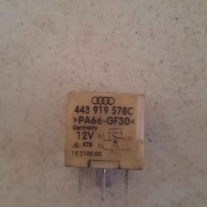 Releu 267 , Audi A3 8L , 1996 - 2000 COD -443919578c 443919578c - imagine 2