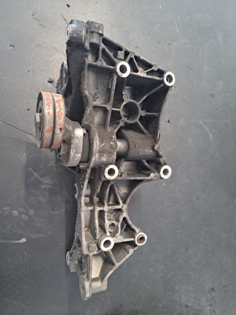 Suport alternator , rola intinzatoare accesorii compresor AC , Audi A4 B6 1.9 TDI AVB AVF BKE 2001 - 2005 COD-03G903143B - imagine 3