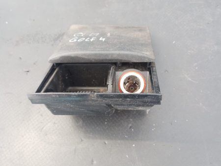 Scrumiera , VW  Golf 4, VW Bora COD -1J0857961G