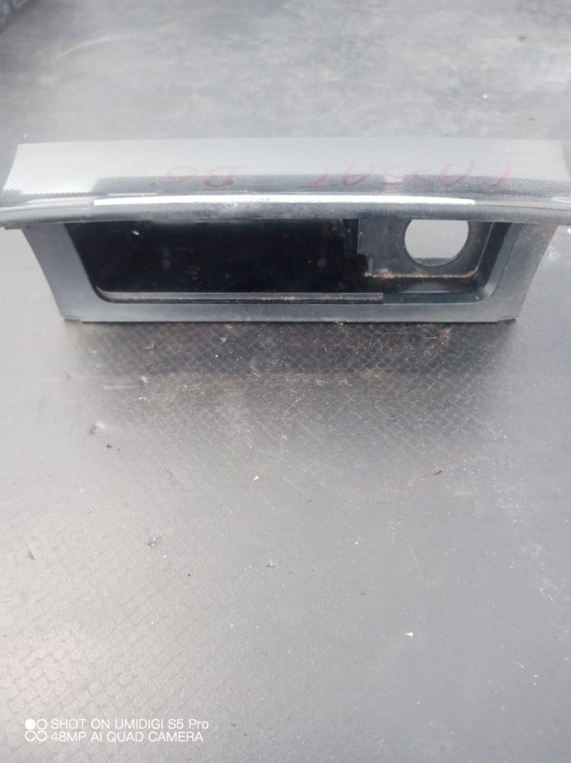 Scrumiera ,  VW PASSAT B6 , 2005 - 2010  COD - 3C0863284A - imagine 2