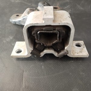 Suport motor , Dacia Logan prima generatie  , 2004 - 2008 COD - 420742 - imagine 2
