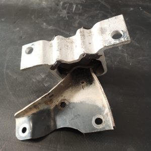 Suport motor , Dacia Logan prima generatie  , 2004 - 2008 COD - 420742 - imagine 3
