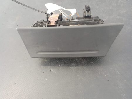 Scrumiera , FORD FOCUS 2 COD -4M51A048K37AB