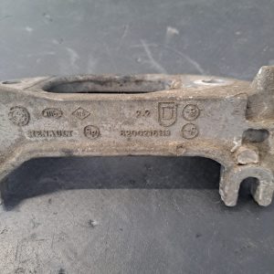 Suport cutie viteze stanga , Dacia Logan , Dacia Sandero COD-6001547896, 8200216113 - imagine 2