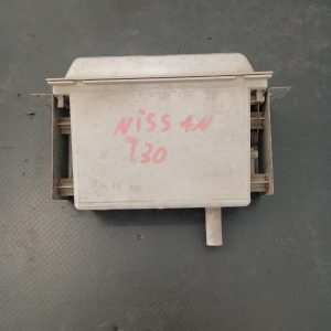 Compartiment stocare , Nissan X-TRAIL (T30) , 2001- 2007 COD - 6847544F00 - imagine 3