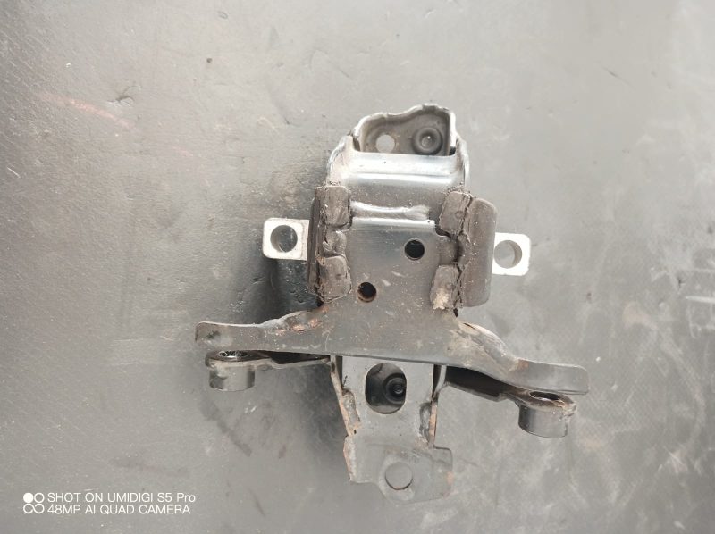 Suport motor ,  SEAT, SKODA COD - 6Q0199555AD - imagine 2