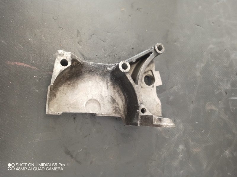 Suport motor ,  Renault Megane 2 , 1.5 DCI COD -8200101196