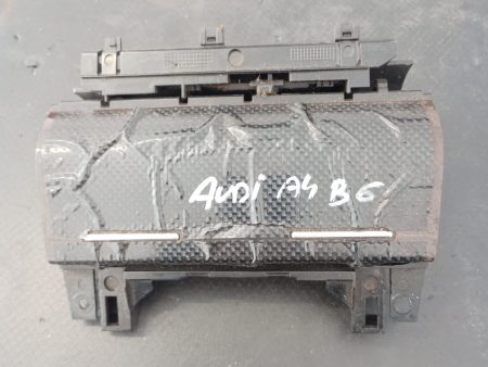 Scrumiera , Audi A4 B6 (8E) 2000 - 2004  COD -8E0857951F