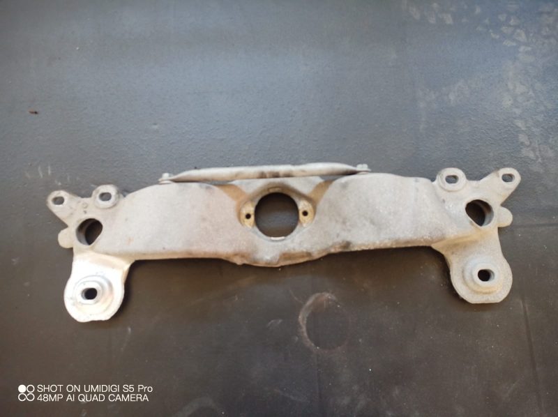 Suport cutie viteze , Audi A4 B7 , 2004 - 2008 COD - 8e0399263ag