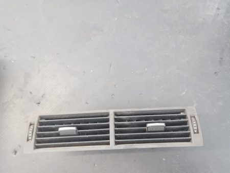 Grila bord aer centrala ,  Audi A4 B7 2.0 tdi , COD - 8e0820951h
