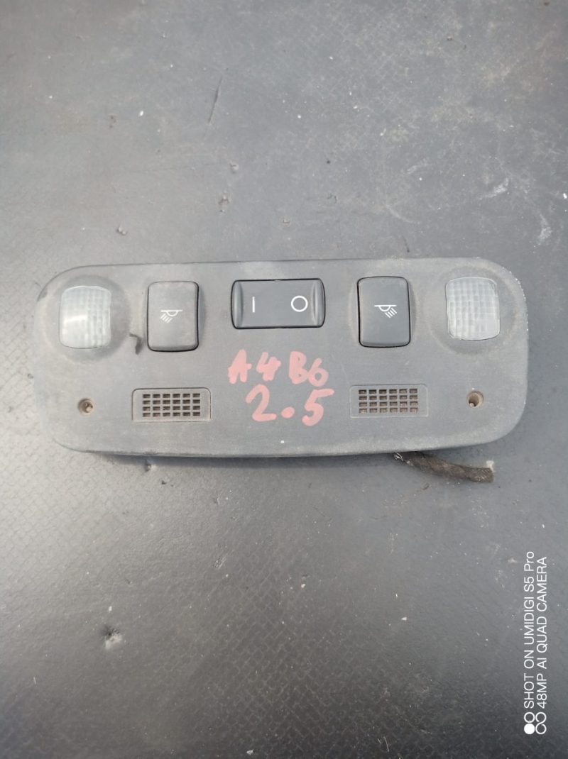 Lampa lumini,  plafonieră , Audi A4 B6 , B7 COD -8h0947111k