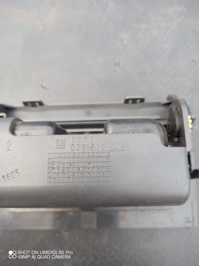 Scrumiera , OPEL VECTRA C SIGNUM COD -9181518 - imagine 2