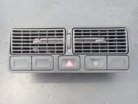 Grila ventilatie bord centru cu butoane , Volkswagen VW Golf 4 , 1997 - 2006