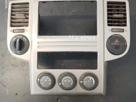 Panou Comanda AC ,  Nissan X-TRAIL (T30)
