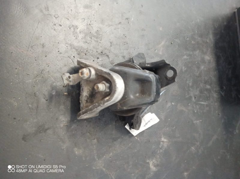 Suport accesorii alternator  ,  Hyundai Tucson 2.0 CRDI   D4EA - imagine 2