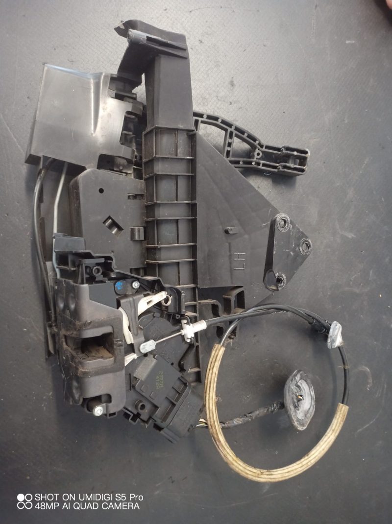 Broasca, mecanism inchidere , incuietoare usa,stanga fata , Ford Focus generatia 2 [2004 - 2008], C-MAX - imagine 2