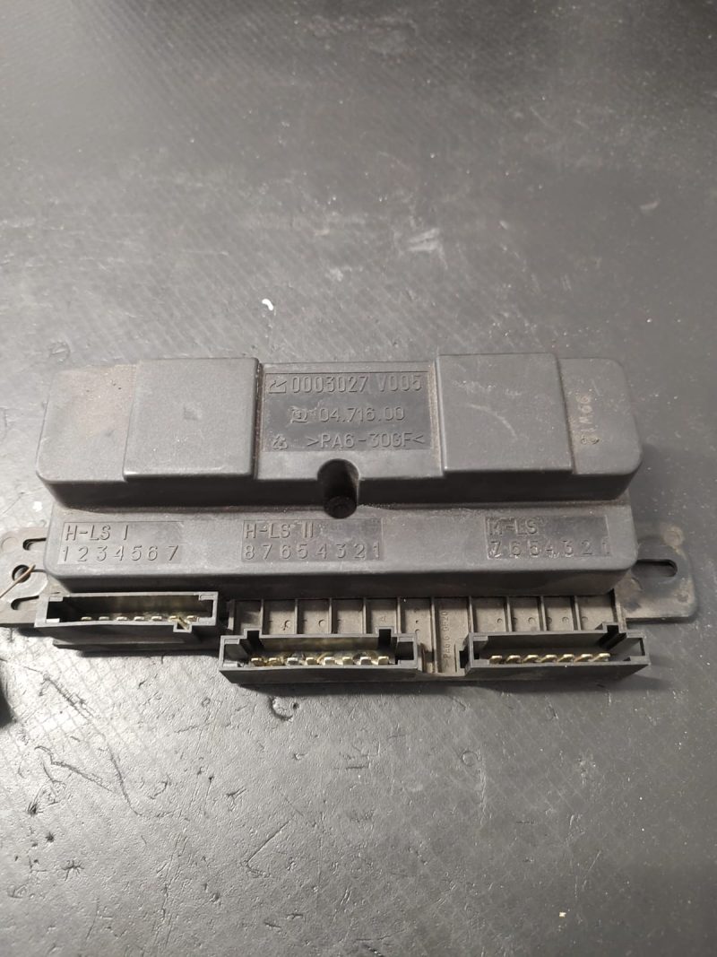 Tablou sigurante ,Modul confort SMART FORTWO COD 0003027V005    FACTURA SI GARANTIE - imagine 2