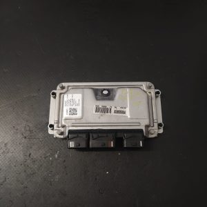 Calculator motor,  ECU , PEUG 307 1.6 BENZINA COD  0261208301 9657036780  83856984         FACTURA SI GARANTIE