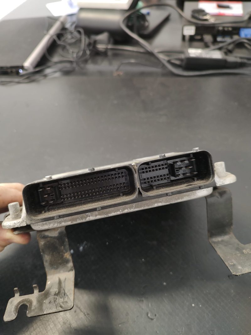 Calculator motor , ECU , VW GOLF 4 COD 0281010497    FACTURA SI GARANTIE - imagine 2