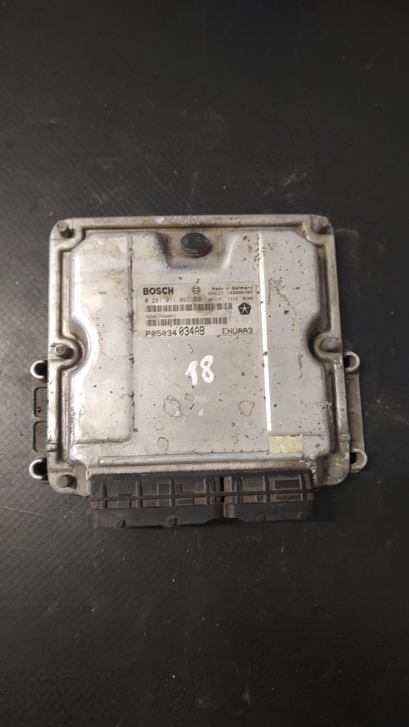 Calculator Motor , ECU , Chrysler PT Cruiser 2.2 CRDI , 2004 COD 0281011093 P05034034AB  FACTURA SI GARANTIE
