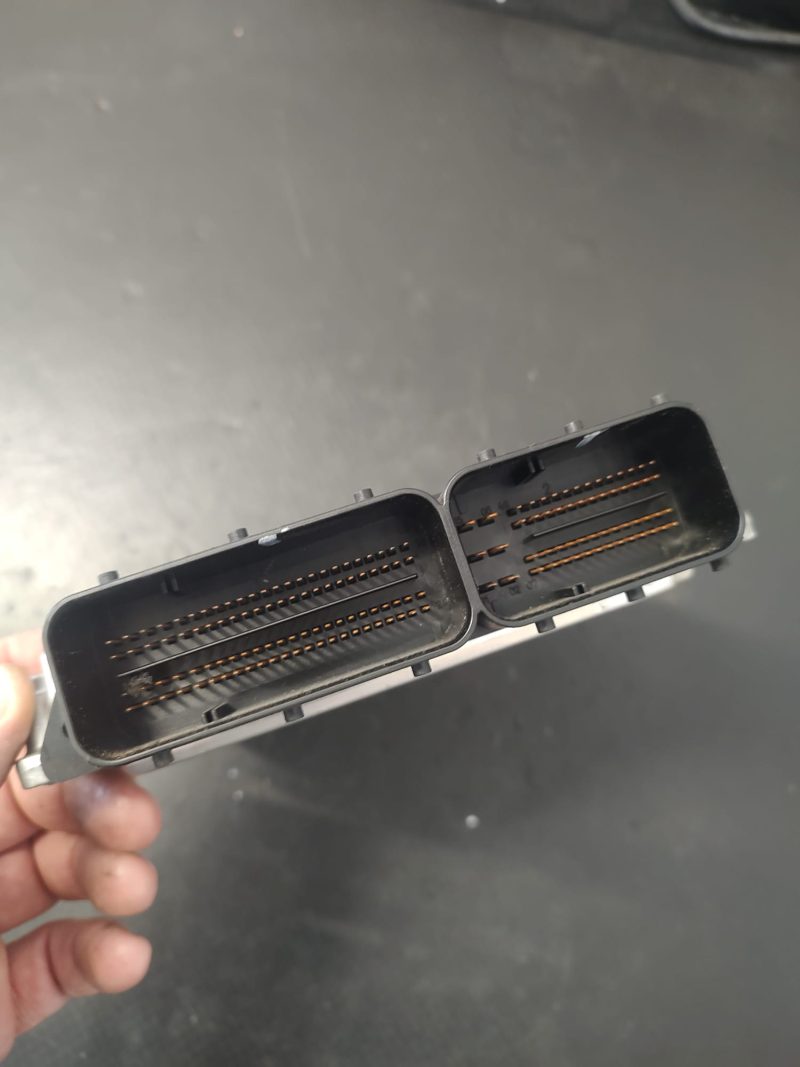 Calculator motor , ECU  BMW E90 2,0TDI COD 0281012754 7799855   FACTURA SI GARANTIE - imagine 2