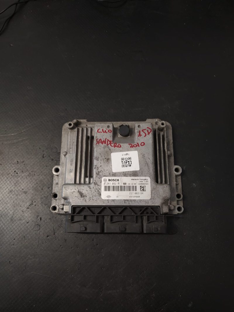 Calculator motor ECU, DACIA SANDERO , RENAULT CLIO 4 , 2010 COD 0281032811 237106319R    FACTURA SI GARANTIE