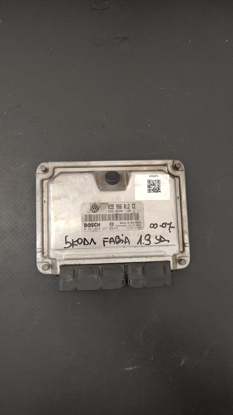 Calculator Motor , ECU Skoda FABIA 1.9 SDI ,1999 COD 038906012CE   FACTURA SI GARANTIE