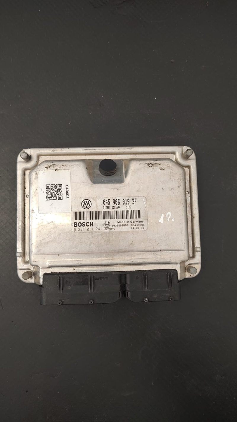 Calculator Motor , ECU Vw Passat B5 , B5.5 COD 038906019dk 0281011205  FACTURA SI GARANTIE