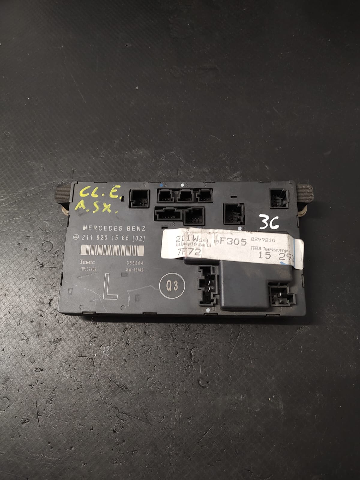 Modul electronic usa stanga , Mercedes-Benz E-CLASS W211,  2002-2008 COD 2118201585    FACTURA SI GARANTIE