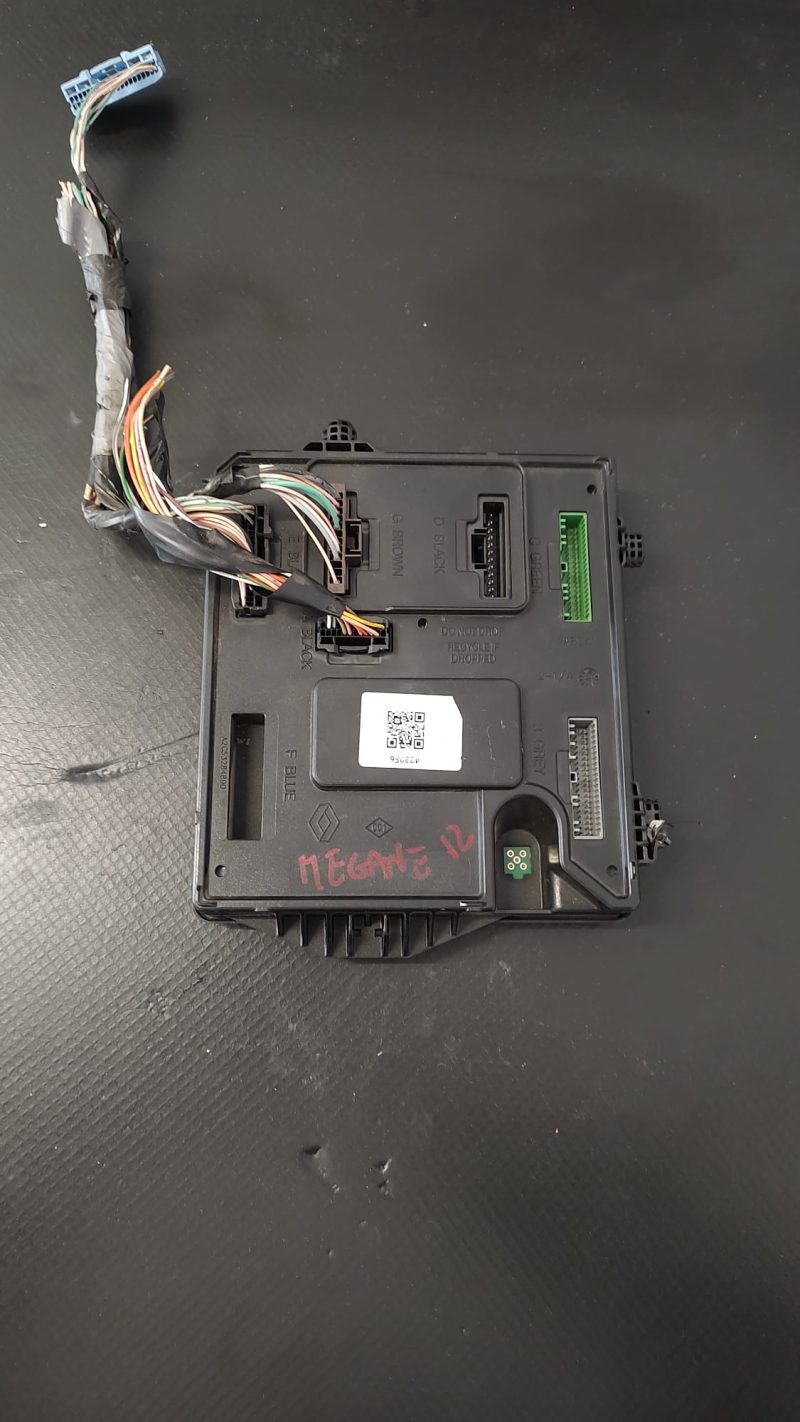 Modul BSI , Renault Megane 3 COD 284B17288R          FACTURA SI GARANTIE