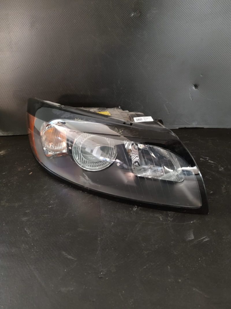 FAR DREAPTA COMPLET VOLVO C30 , RH , 2007 , COD 30657169   FACTURA SI GARANTIE