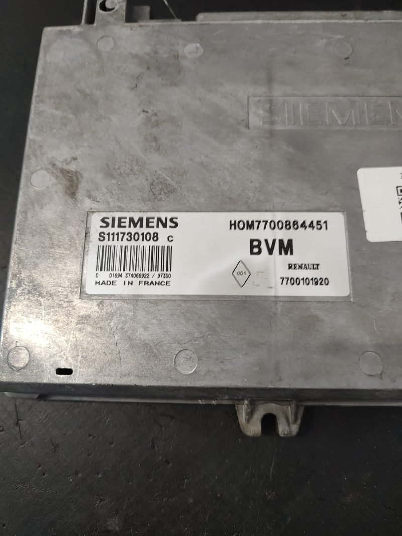 Calculator motor ECU ,  Renault Laguna 2 , 2002-2007 COD 7700101920 S111730108 C  FACTURA SI GARANTIE - imagine 2