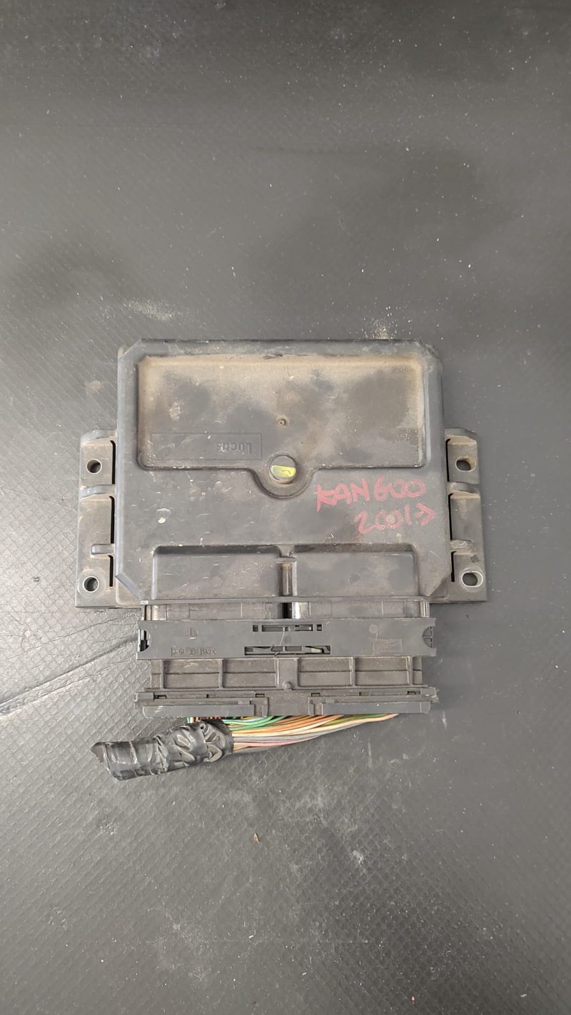 Calculator motor , ECU Renault Kangoo 1.9 COD 7700114876    FACTURA SI GARANTIE - imagine 2