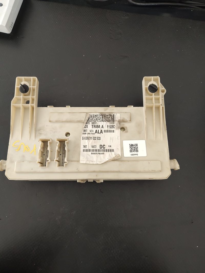 PANOU SIGURANTE , FORD FOCUS , FORD C-MAX COD 7M5T-14A073DC , 519243125, 8M5T14014ALA    FACTURA SI GARANTIE - imagine 2