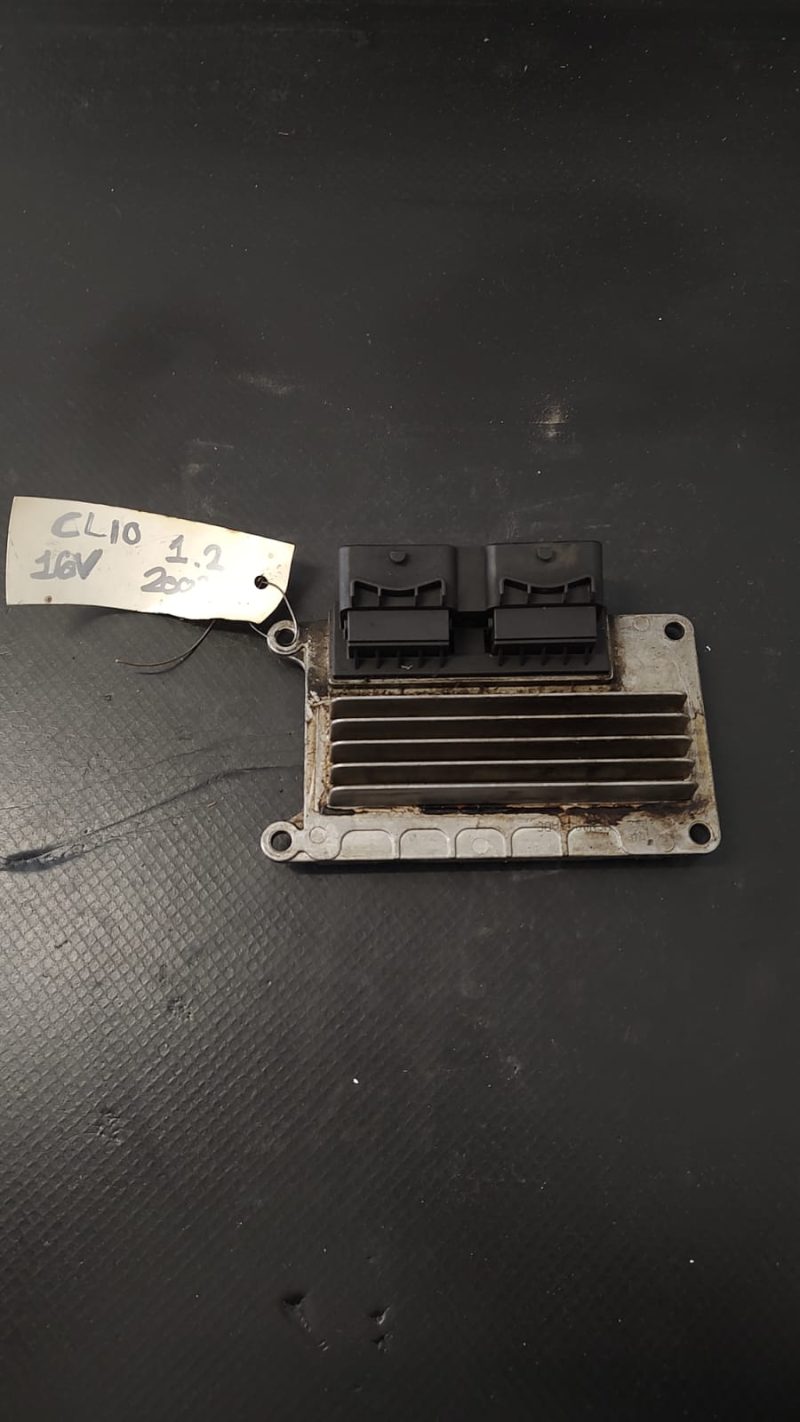 Calculator motor ,ECU  Renault Clio 3, 1.2 benz COD 8200162381 8200178931  FACTURA SI GARANTIE