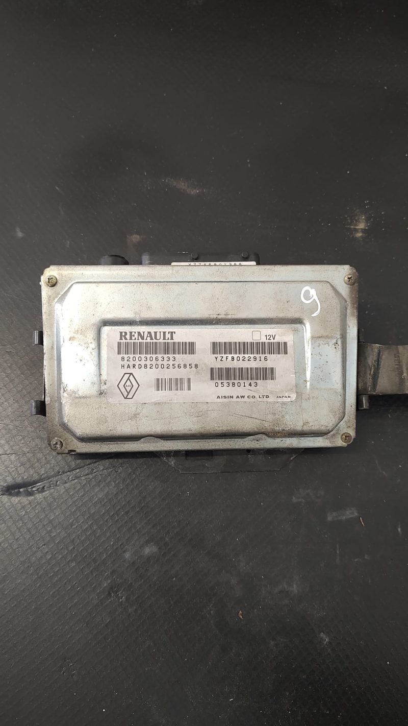 Calculator motor , ECU Renault Espace , Renault Laguna 2, Renault Vel Satis 2001-2009 COD 8200306333    FACTURA SI GARANTIE