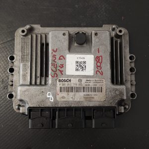 Calculator motor , ECU  Renault Megane 1.9 DCI 2005 COD 8200391966 0281011776      FACTURA SI GARANTIE