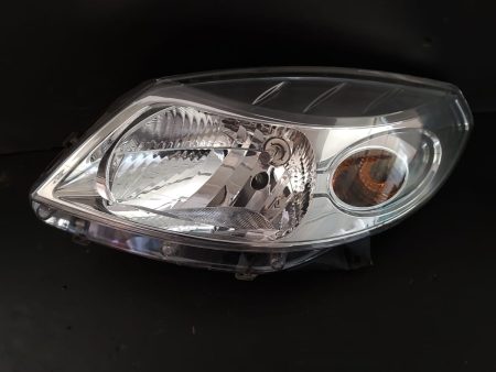 FAR STANGA, DACIA SANDERO , 2008-2012 COD 8200733878    FACTURA SI GARANTIE