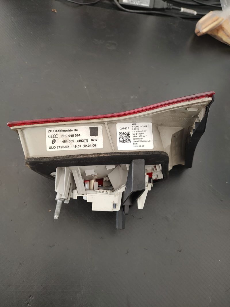 LAMPA , STOP DREAPTA , COMPLET , AUDI A4 , 2004-2008 COD 8E9945049   FACTURA SI GARANTIE - imagine 2
