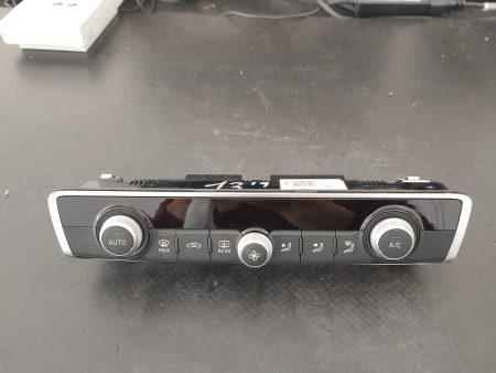 Panou comanda clima , AUDI A3 , 2013-2019 COD 8V0820047    FACTURA SI GARANTIE